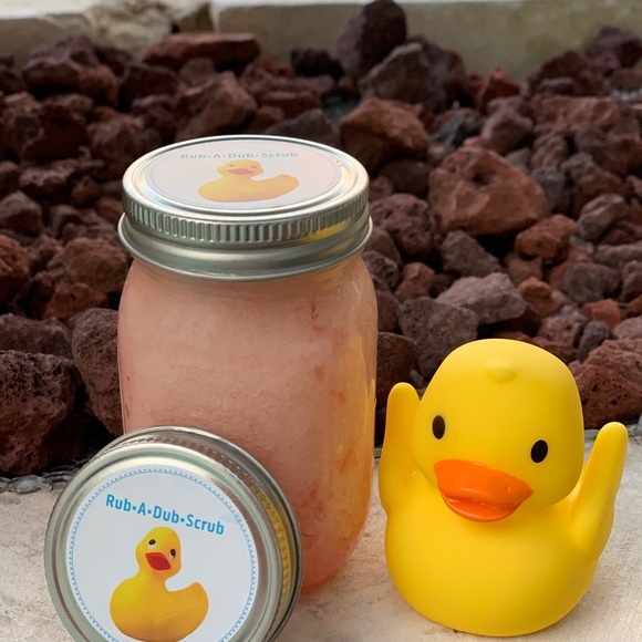 Rub A Dub Scrub - Picture 2 of 4